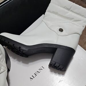 Alfani Women's Belcalise Puffer Booties